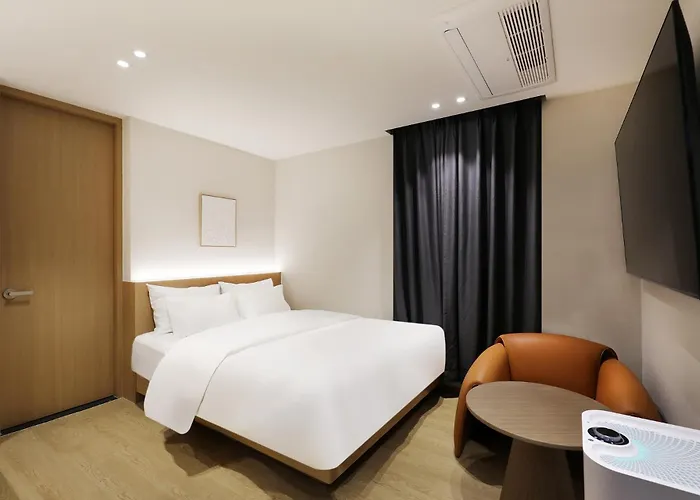 Hotel 부천 브라운도트 부천역점 *